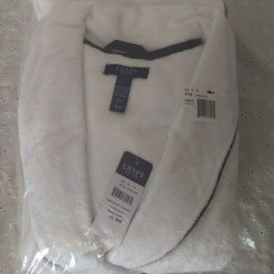 Chaps white robe NWT